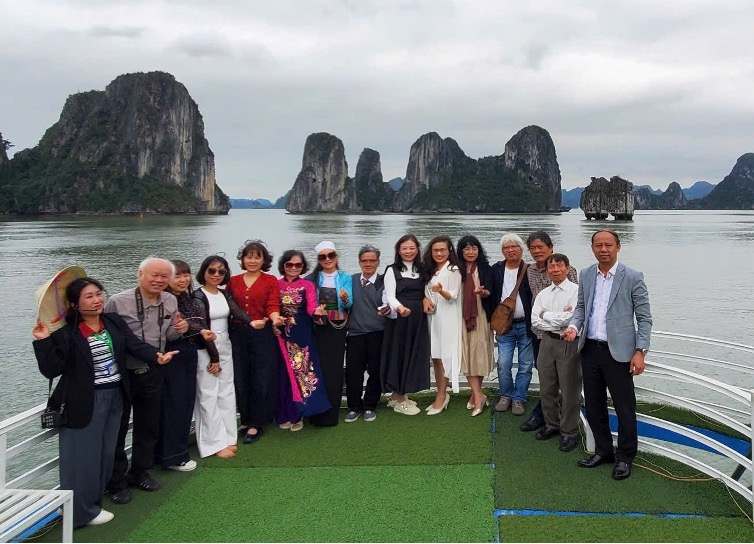 Hành trình khơi nguồn cảm xúc thi ca