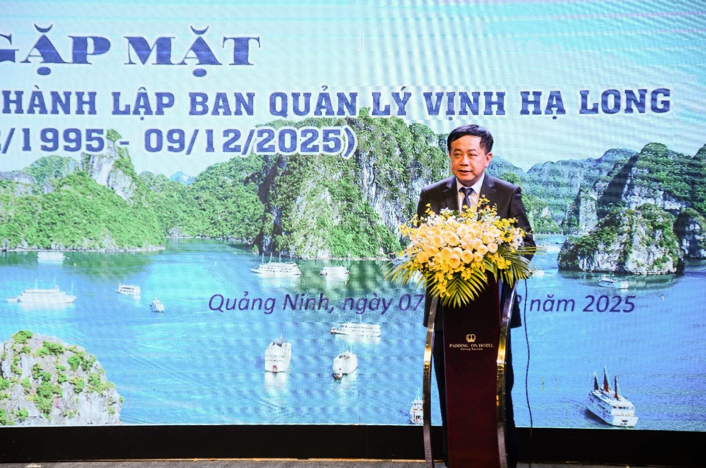 Gặp mặt kỷ niệm 30 năm thành lập Ban Quản lý vịnh Hạ Long