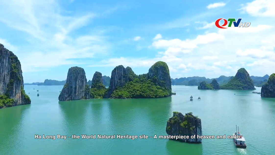 Ha Long Bay - the World Natural Heritage site - A masterpiece of heaven and Earth (10')