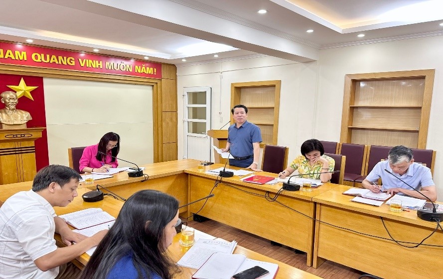 Thường trực Đảng ủy UBND tỉnh dự sinh hoạt chi bộ tại Đảng bộ Ban Quản lý vịnh Hạ Long
