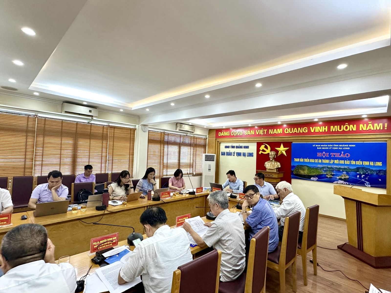 Hội thảo tham vấn thành lập Khu bảo tồn biển Vịnh Hạ Long