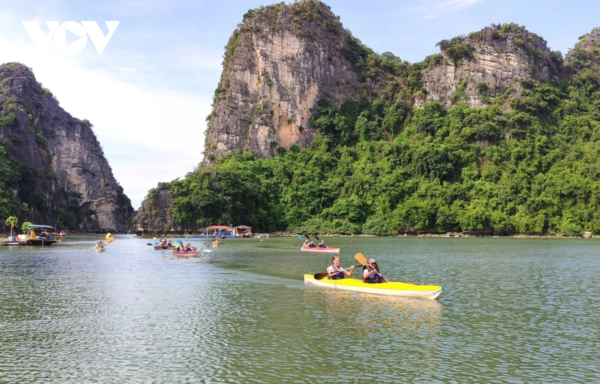 Phấn đấu đến 15/4 sẽ có tàu chạy tuyến kết nối vịnh Hạ Long - vịnh Lan Hạ