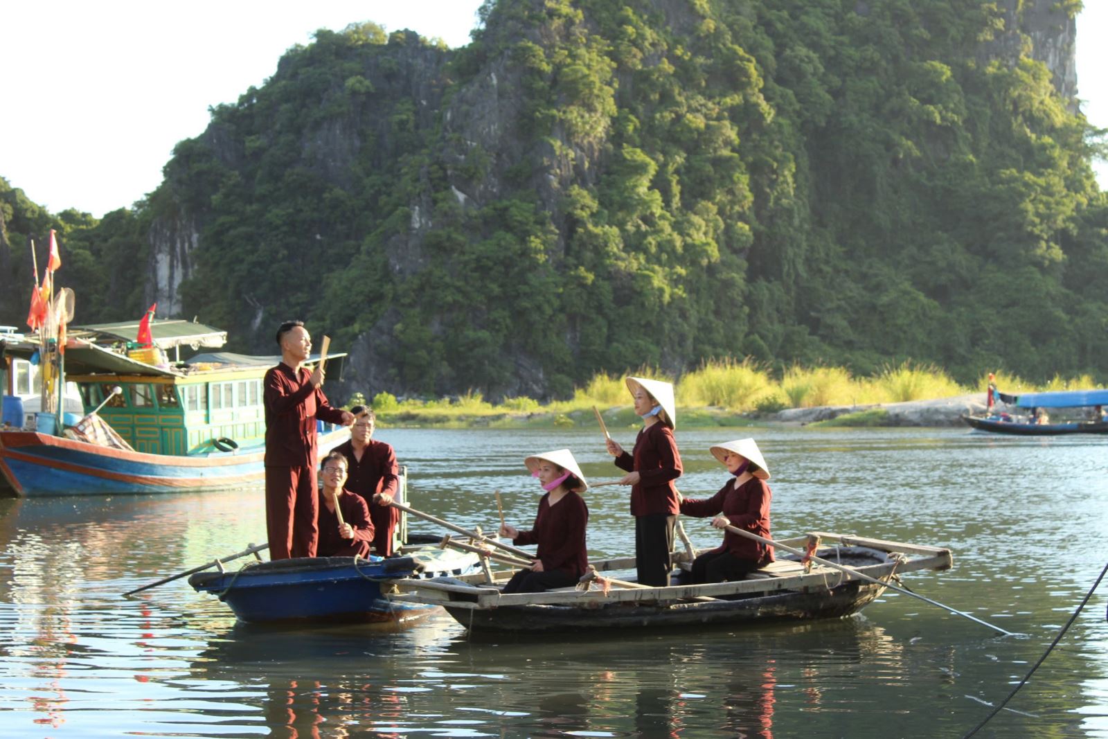 Chuẩn bị lập Hồ sơ đề nghị Bộ Văn hóa, Thể thao và Du lịch đưa Di sản văn hóa phi vật thể Hát đối - Hát giao duyên vùng biển Quảng Ninh vào Danh mục Di sản văn hóa phi vật thể quốc gia