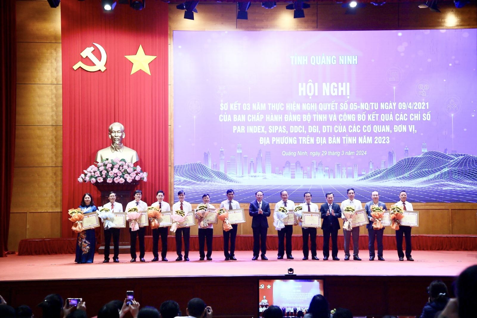 Ban Quản lý vịnh Hạ Long được UBND tỉnh tặng Bằng khen có thành tích xuất sắc trong triển khai  Cải cách hành chính (PAR INDEX) năm 2023  