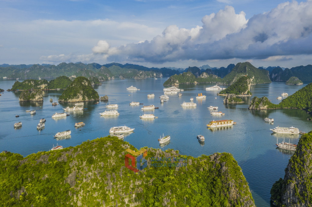 Vịnh Hạ Long - Bản giao hưởng của thiên nhiên